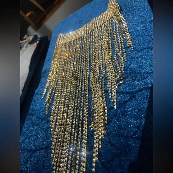 Modern Stylish Crystal Tassel Choker Necklace - Picture 7 of 10